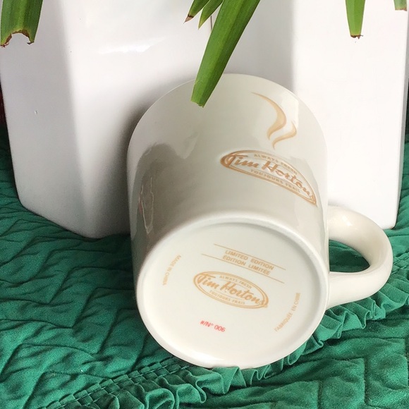 Tim Hortons Mug - Picture 3 of 3